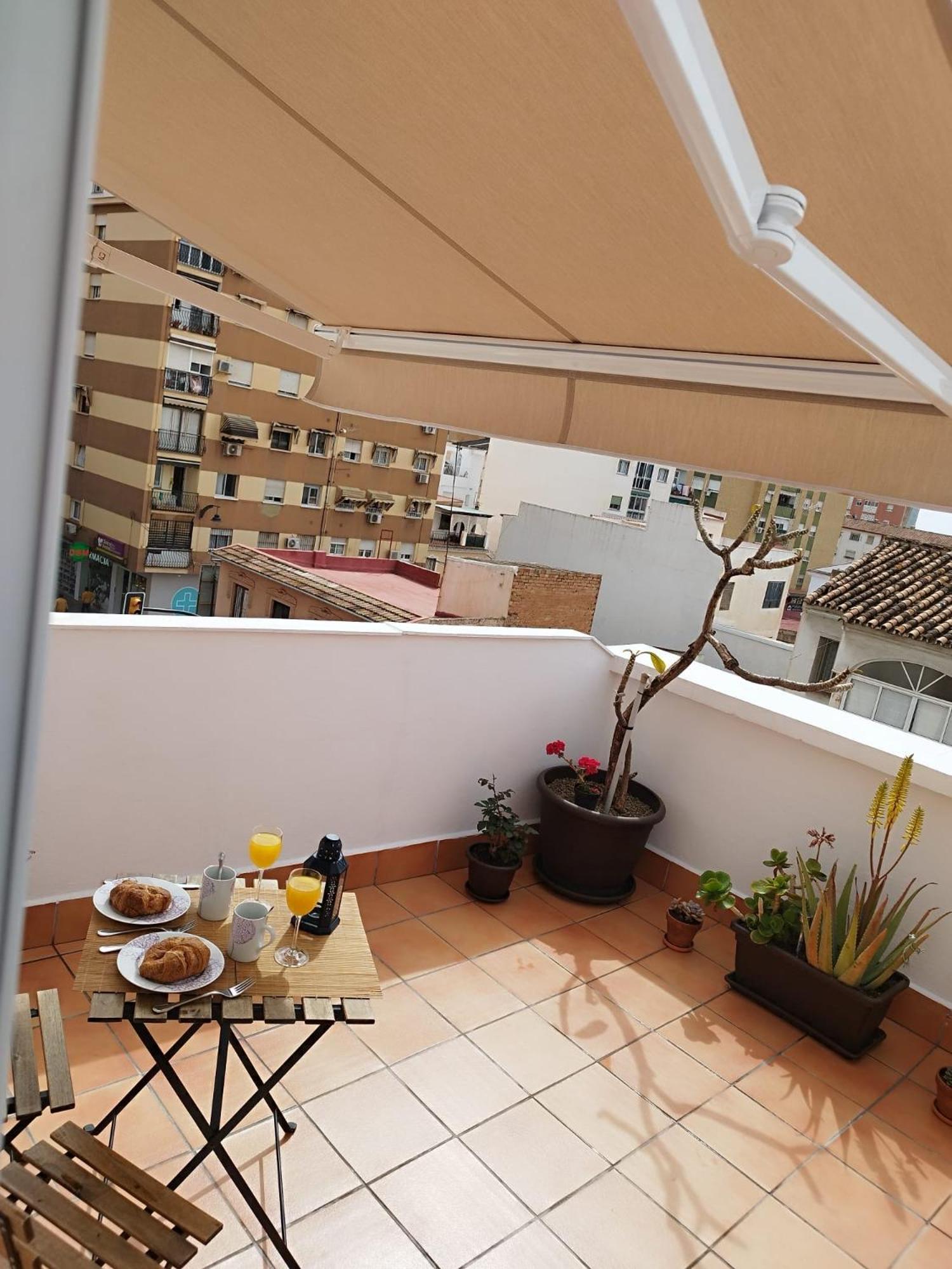 Apartamento Plumaria Málaga Extérieur photo