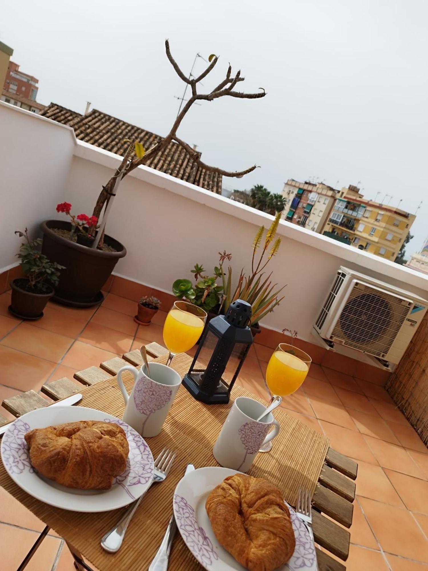 Apartamento Plumaria Málaga Extérieur photo